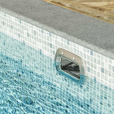 Grån granit kantsten till rektangulär pool